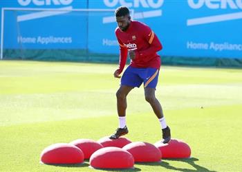 قائمة برشلونة لمباراة يوفنتوس عودة أومتيتي وأروخو