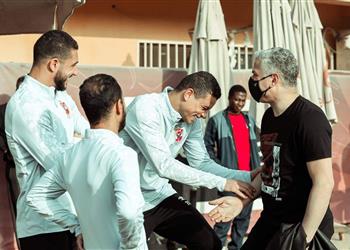 مران الأهلي وائل جمعة يتواجد في التدريبات وموسيماني يحاضر اللاعبين وانتظام وليد سليمان وديانج