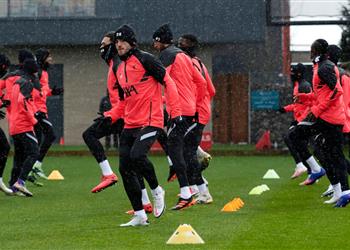 صورة نجم ليفربول يعود للتدريبات قبل مباراة ميتلاند بعد غياب 109 أيام