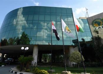 كاف يعلن الجمعة موعد وملعب السوبر الإفريقي بين الأهلي ونهضة بركان