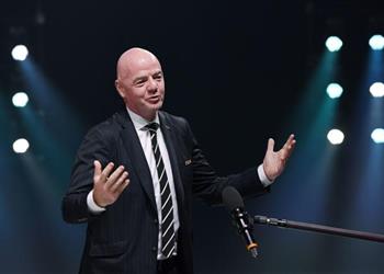 المدعي العام السويسري يجمع أدلة نشاط إجرامي ضد رئيس فيفا إنفانتينو