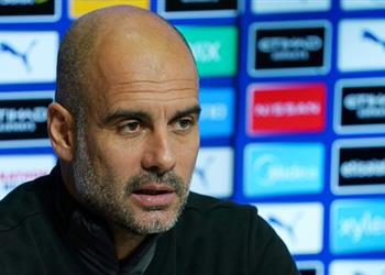 جوارديولا ي علن إصابة مدافع مانشستر سيتي قبل الديربي ويوضح موقف أجويرو