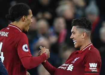 فيرمينو سنهدى أي لقب لـ فان دايك والفوز بـ البريميرليج أكثر صعوبة من السابق