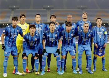 أولسان هيونداي يتأهل إلى نهائي دوري أبطال آسيا بثنائية أمام فيسيل كوبي