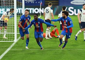 فيديو كريستال بالاس يخطف تعادل ا قاتل ا من توتنهام ويمنح فرصة الانفراد بالصدارة لـ ليفربول