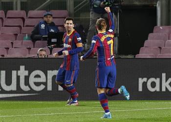 فيديو بلدغة ميسي برشلونة يتخطى ليفانتي بشق الأنفس في الدوري الإسباني