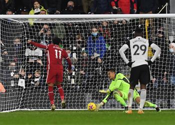 جماهير ليفربول تهاجم كلوب بسبب محمد صلاح هو الأفضل من المثير للشفقة