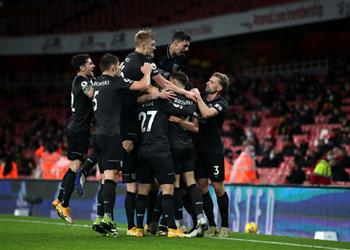 فيديو محمد النني يشارك في هزيمة آرسنال أمام بيرنلي بـ الدوري الإنجليزي