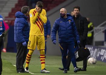 تقارير تكشف موقف بيكيه من المشاركة في مباراة برشلونة وباريس سان جيرمان