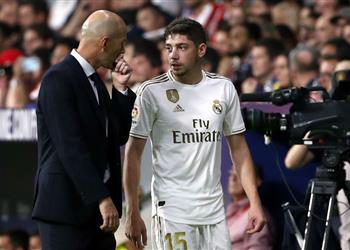 ديفنسا سنترال زيدان يحذر فالفيردي قبل صدام ريال مدريد وأتلتيك بلباو