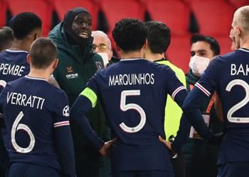 ديمبا با ينتقد توخيل بعد واقعة عنصرية حكم مباراة باريس سان جيرمان وباشاك شهير