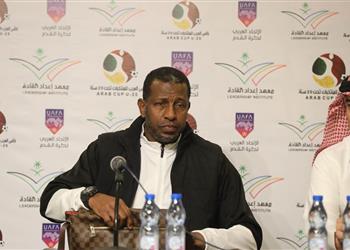 ربيع ياسين يغادر المستشفى بعد تحسن حالته الصحية