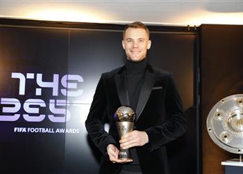 نوير عن تتويجه بجائزة أفضل حارس مرمى من أفضل سنوات مسيرتي