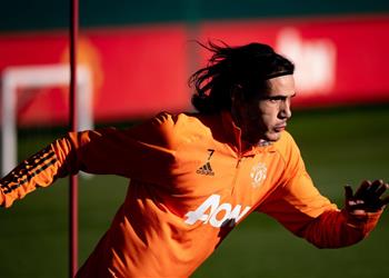 سولشاير يكشف تطورات إصابة كافاني قبل مواجهة ليدز