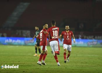 فيديو محمد شريف يسجل هدف الأهلي الأول أمام غزل المحلة