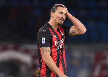 تجدد إصابة إبراهيموفيتش ومخاوف من غيابه أمام يوفنتوس