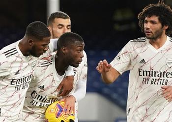 ردود أفعال متباينة من جماهير آرسنال على أداء محمد النني أمام إيفرتون