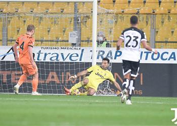 بوفون عن تألقه أمام بارما هذه طريقتي الوحيدة ولسنا يوفنتوس بيرلو