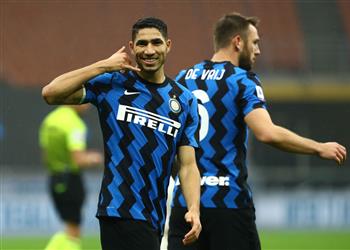فيديو إنتر يعبر سبيتزيا بثنائية ويواصل الضغط على ميلان في الدوري الإيطالي