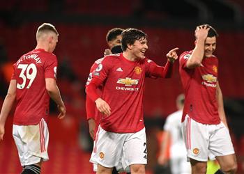 فيديو مانشستر يونايتد يحطم ليدز بسداسية ويصعد للمركز الثالث في البريميرليج