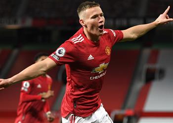 ماكتومناي استحقينا الأهداف الستة أمام ليدز ولا ننظر لجدول الدوري الإنجليزي