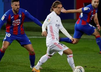 ماركا مودريتش يغيب عن ريال مدريد في مباراة غرناطة