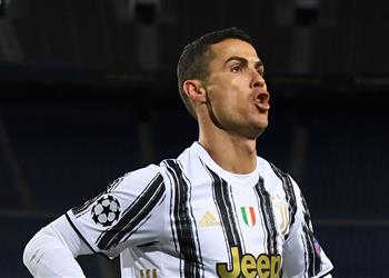 رسمي ا رونالدو بجائزة جلوب سوكر لأفضل لاعب في 2020