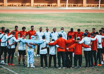 الأهلي يختتم تدريباته استعداد ا لمواجهة سونديب ويعود من النيجر غد ا