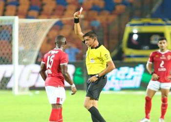 إبراهيم نور الدين حكم ا لمباراة الاتحاد المنستيري وأهلي طرابلس في الكونفدرالية