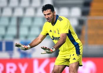 بسبب لفظ خارج الاتحاد الإيطالي يفتح تحقيق ا ضد بوفون