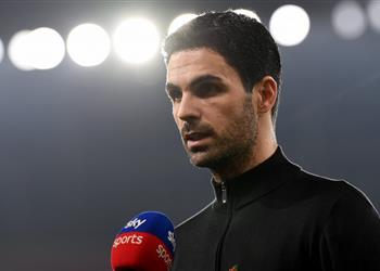 تقارير لاعب آرسنال يسعى لمناقشة مستقبله مع أرتيتا