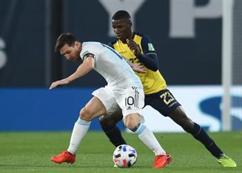 مانشستر يونايتد يتفوق على ميلان ولايبزيج في ضم موهبة الإكوادور