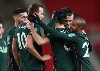 فيديو توتنهام يفوز بثلاثية على ستوك سيتي ويتأهل لنصف نهائي كأس الرابطة