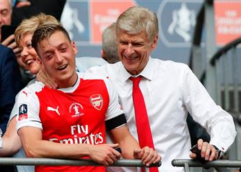 أوزيل آرسنال يفتقد آرسين فينجر حق ا