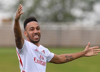 آرسنال يثير الغموض حول مشاركة أوباميانج أمام تشيلسي