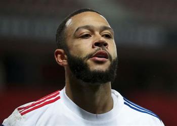 سبورت موقف غامض من برشلونة تجاه صفقة ديباي