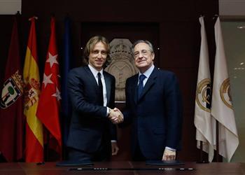 ماركا ريال مدريد يتوصل لاتفاق مع مودريتش لتجديد عقده
