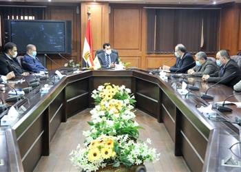 أشرف صبحي يجتمع مع اللجنة الطبية العليا بوزارة الشباب والرياضة