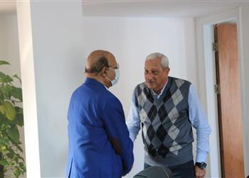 عماد عبد العزيز يعقد اجتماع ا مع لاعبي الزمالك