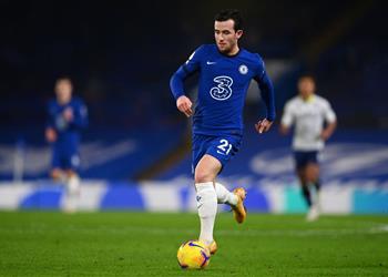 بن تشيلويل رغم التعادل مع أستون فيلا قدمنا أداء أفضل مقارنة بمواجهة آرسنال