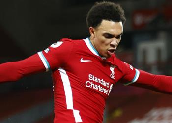 أرنولد يحذر لاعبي ليفربول قبل مواجهة نيوكاسل في الدوري الإنجليزي