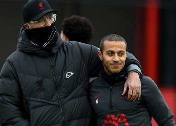 كلوب يكشف موقف ألكانتارا من المشاركة في مباراة ليفربول ونيوكاسل بالدوري الإنجليزي