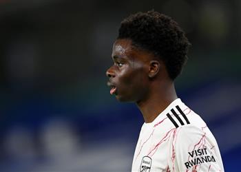 أرتيتا يعلق على إصابة ساكا في مباراة آرسنال وبرايتون