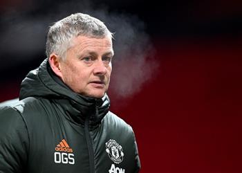 مدافع مانشستر يونايتد يرفض تجديد عقده