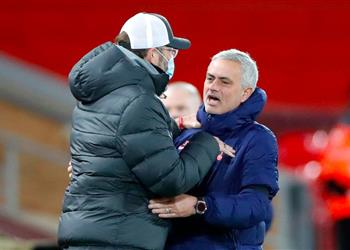 أسطورة ألمانيا يحذر ليفربول من توتنهام لا يزال بإمكانهم فعل شيء في صراع البريميرليج