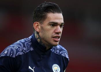 كورونا ي هدد مشاركة إيدرسون في مباراة مانشستر سيتي وتشيلسي