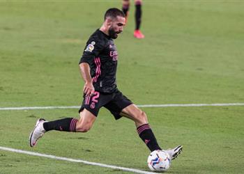 مشجع مدريدي ينتقد كارفاخال والإسباني يرد بقسوة