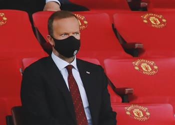 إد وودورد يحذر مانشستر يونايتد بعد الصعود لوصافة البريميرليج والاقتراب من ليفربول