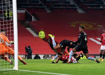 رقم طريف مارسيال يدخل تاريخ مانشستر يونايتد بهدفه أمام أستون فيلا