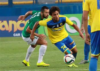 والد عمرو وردة نجلي رفض عرض ا من إشبيلية الإسباني وكان مشاغب ا وظن أنه أبوتريكة الجديد